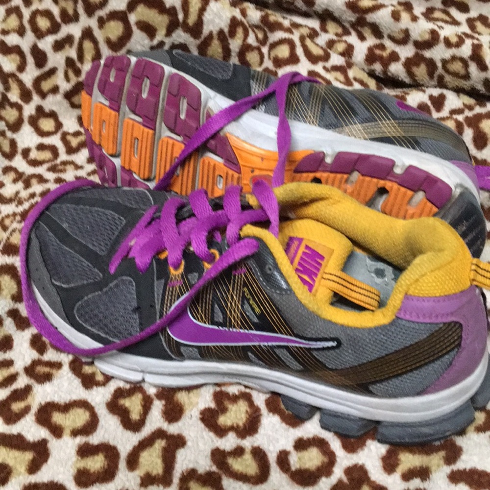 Nike Pegasus 28 Trail Size 6.5